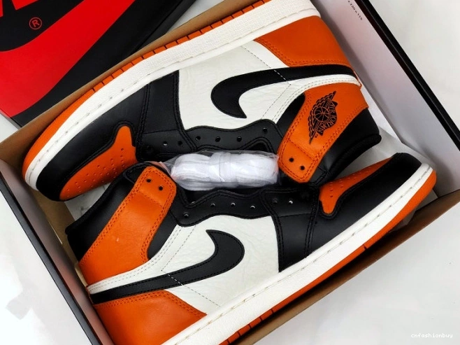 Backboard555088-005 Shattered Jordan High Retro Air OG 1 0721
